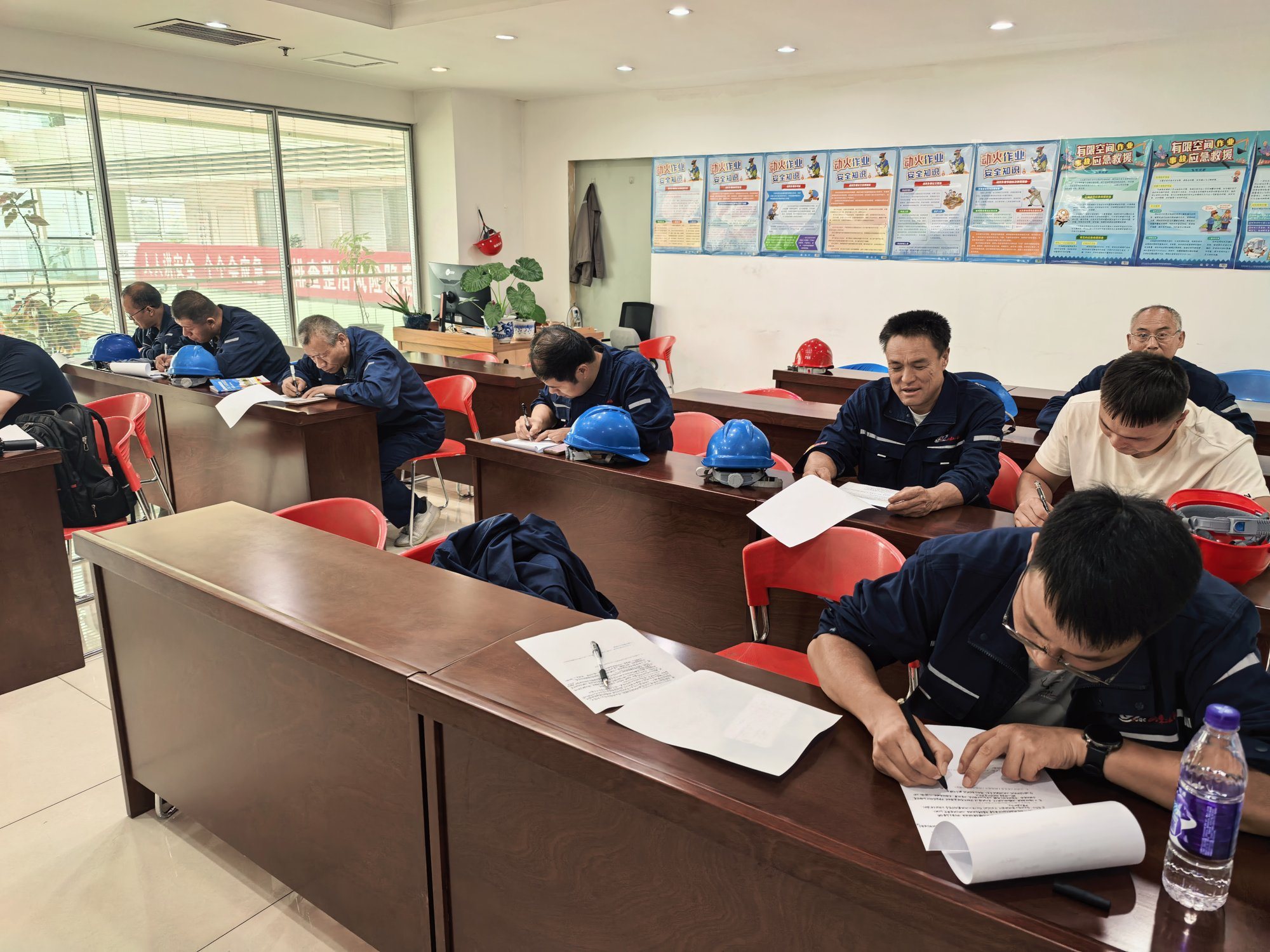 Retubing of high-pressure district-heating heaters, Shanxi Huaguang (6)